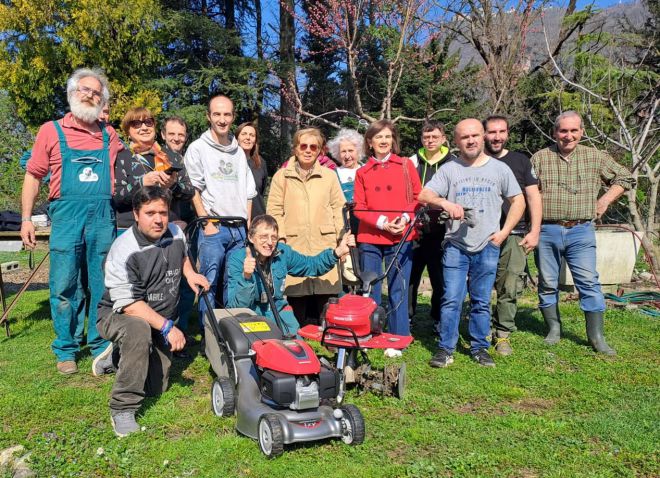 L'Orto della Pinguina si trova all'interno del parco del San Martino in via Castelnuovo a Como